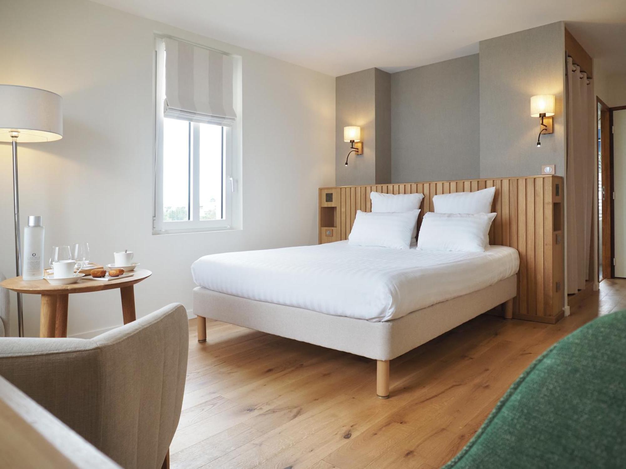 Logis Hotel De Карантек Экстерьер фото