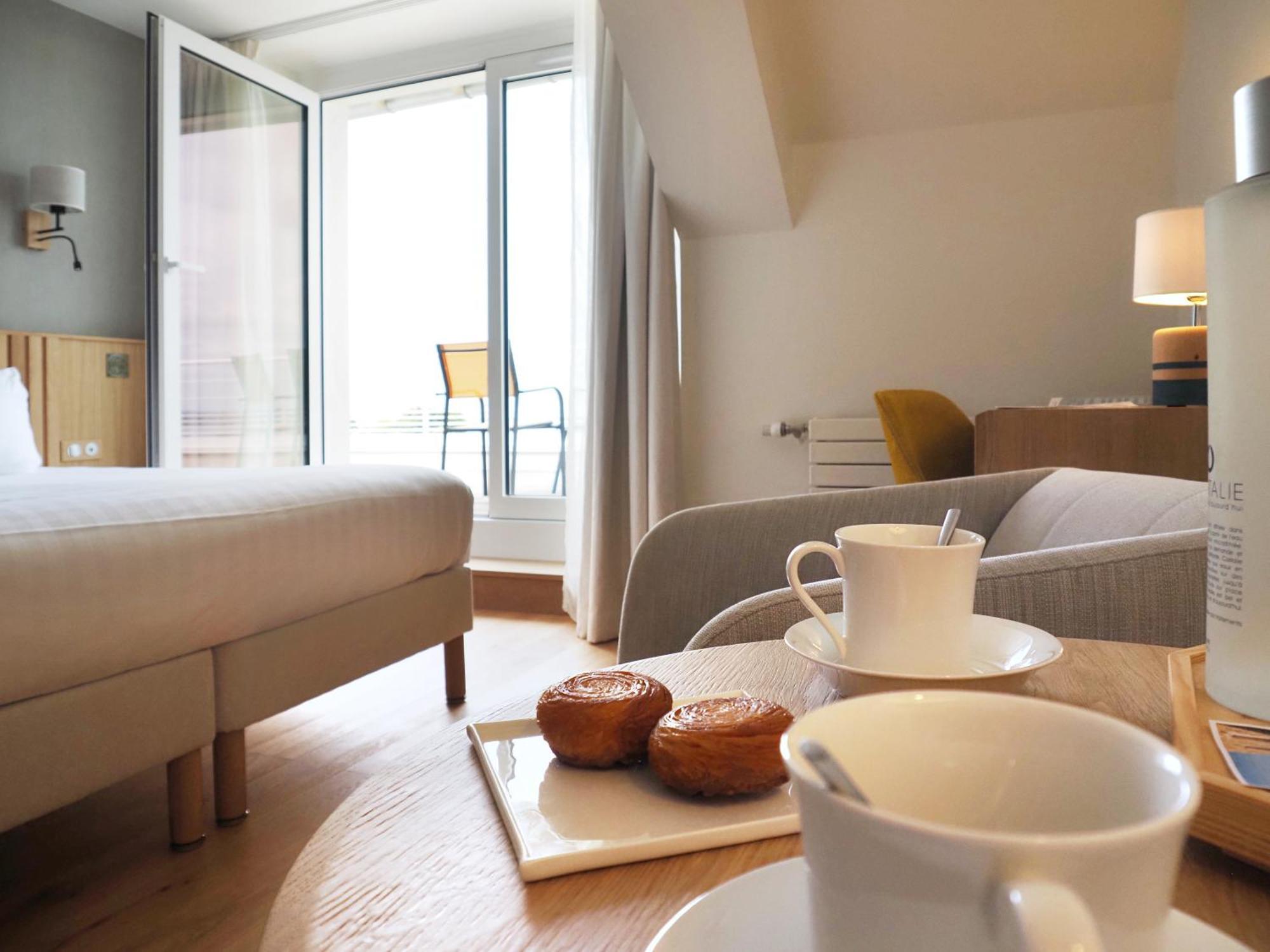 Logis Hotel De Карантек Экстерьер фото