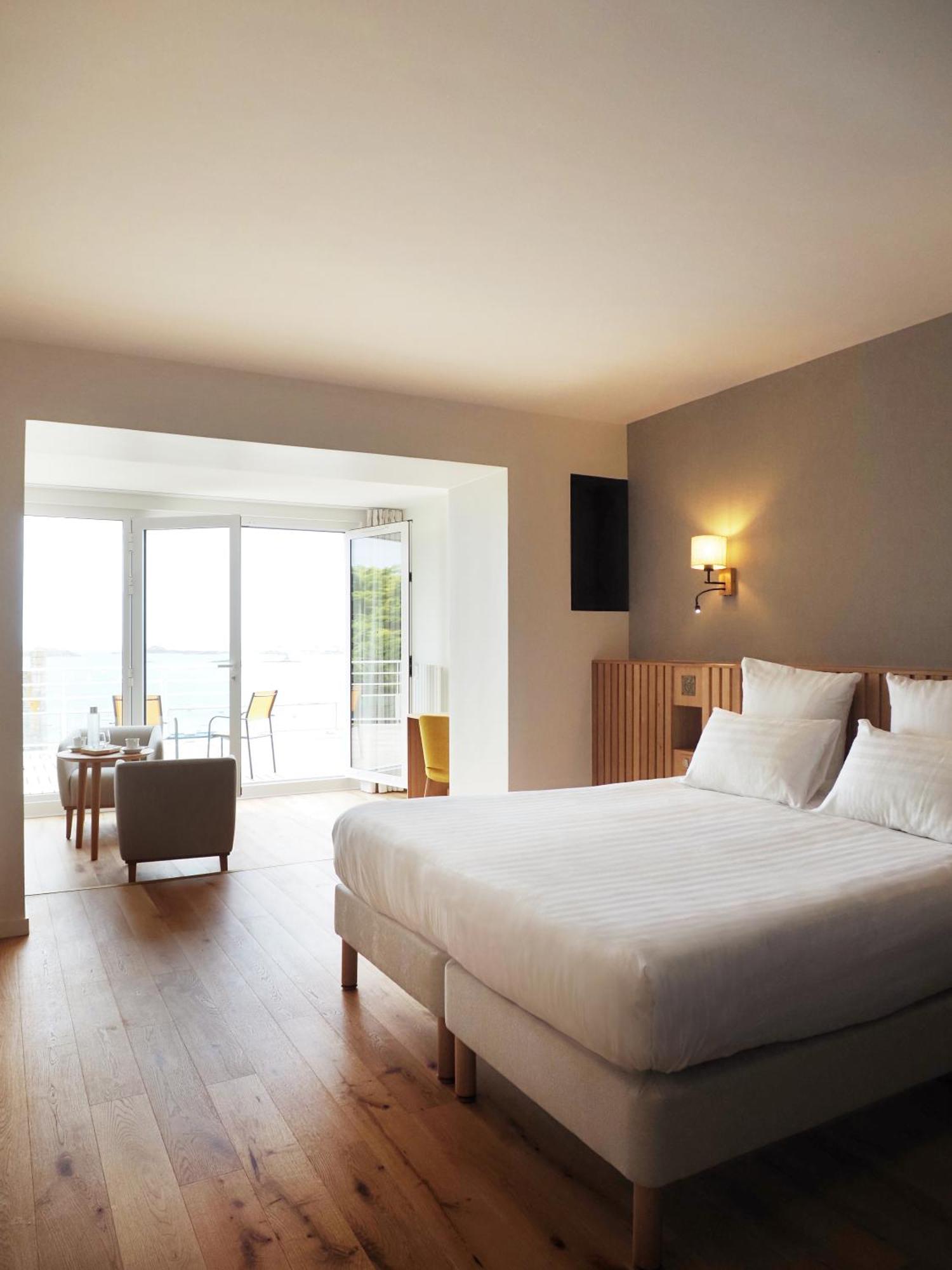 Logis Hotel De Карантек Экстерьер фото